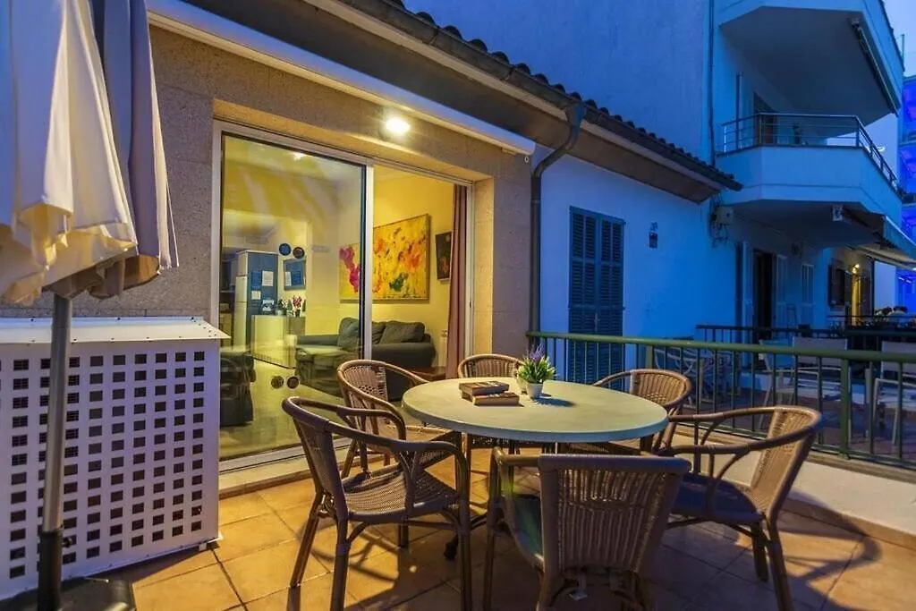 Fabulous Apartment With Beach Views In Puerto Pollensa By Renthousing 0*, Port de Pollença Spanje