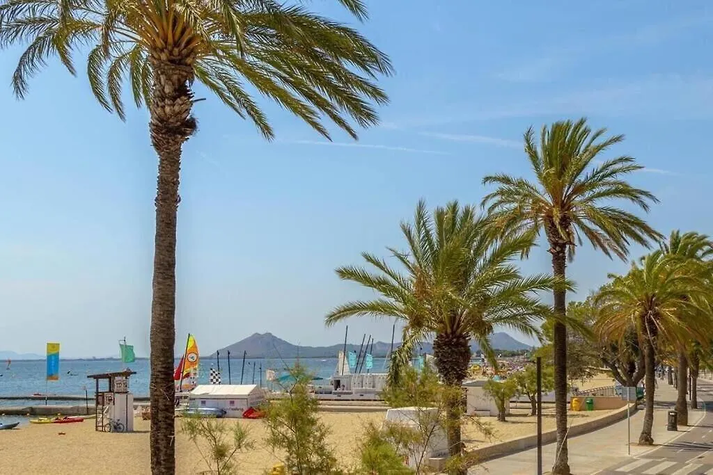 Fabulous Apartment With Beach Views In Puerto Pollensa By Renthousing  Port de Pollença